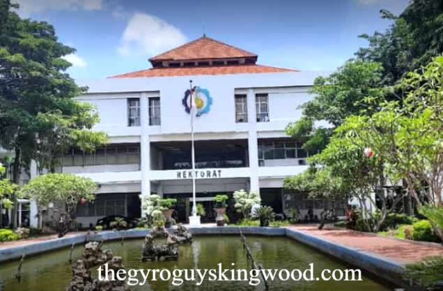 Mengenal: 5 Perguruan Tinggi Negeri Terbaik di Jawa Timur